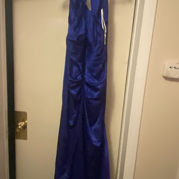 Outing Dress - Picture 3 of 5